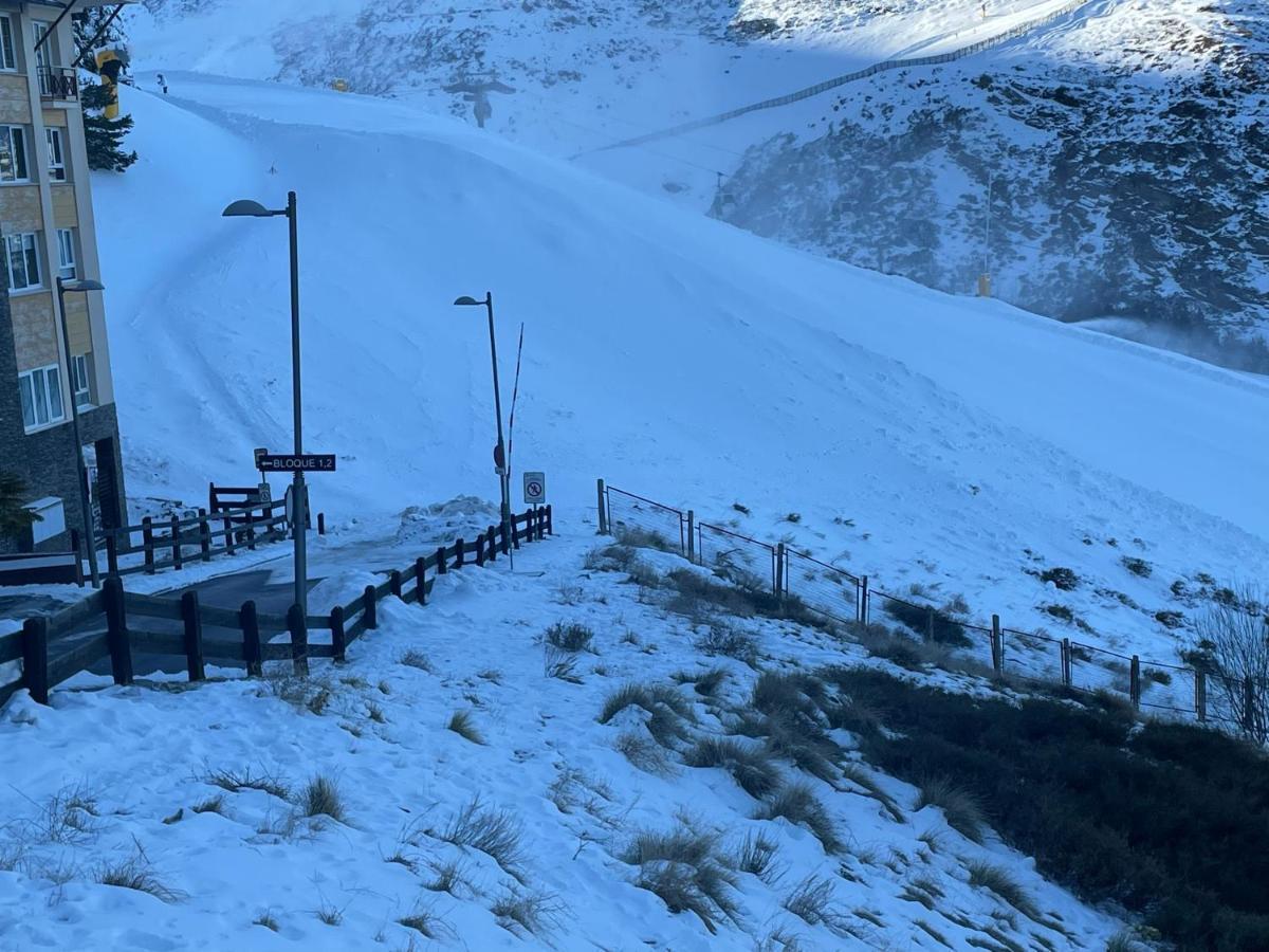 Miramar Elite Ski Con Parking Sierra Nevada Extérieur photo